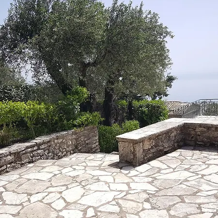Villa Ioanna *
